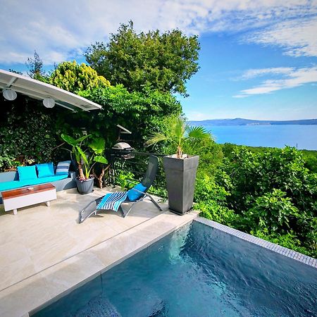 Art Gallery House With A Small Relaxing Pool Crikvenica Extérieur photo