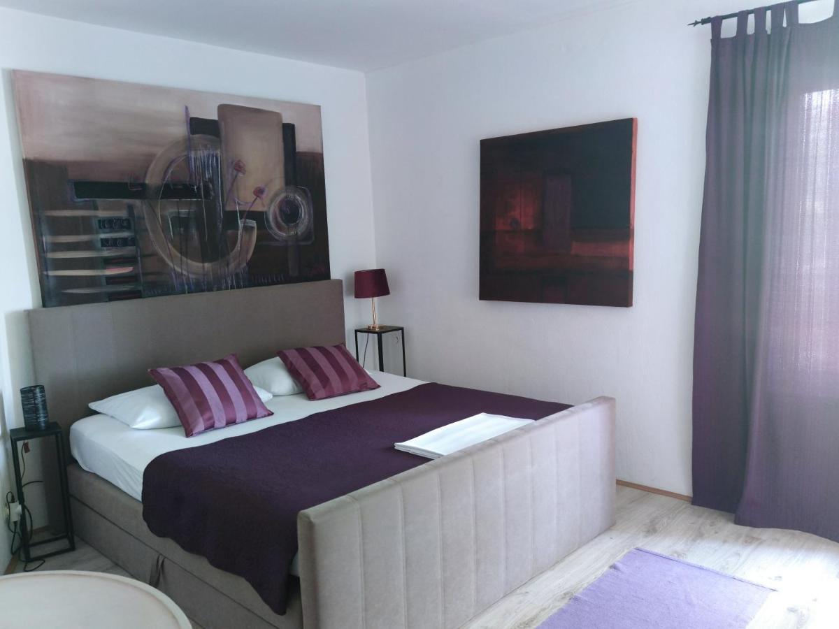Art Gallery House With A Small Relaxing Pool Crikvenica Extérieur photo