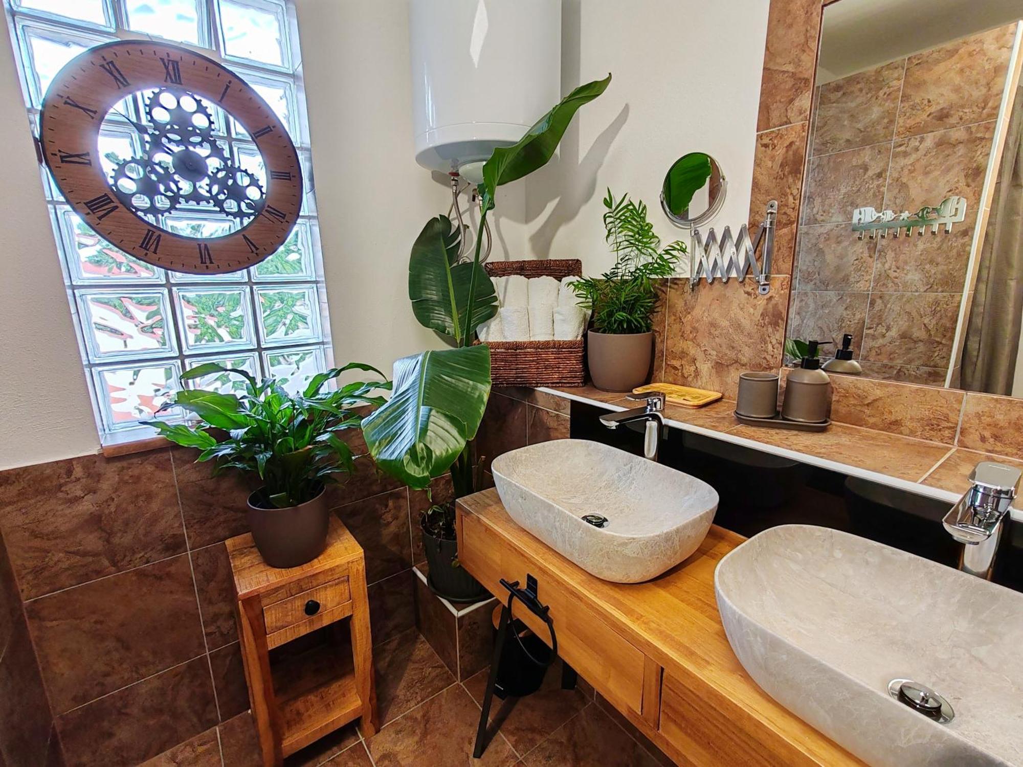 Art Gallery House With A Small Relaxing Pool Crikvenica Extérieur photo